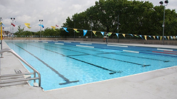 Ministerio del Deporte presenta protocolo para reaperturas de piscinas